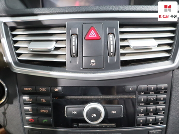 2010 - mercedes-benz e300