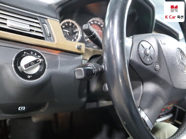 2010 - mercedes-benz e300