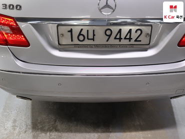 2010 - mercedes-benz e300