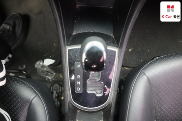 2011 - hyundai accent