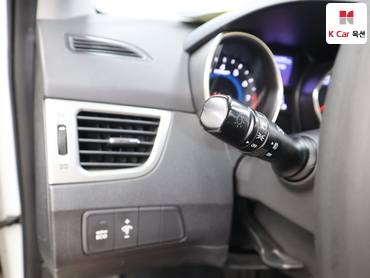 2012 - hyundai avante