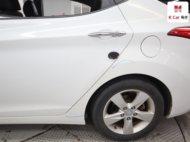 2012 - hyundai avante