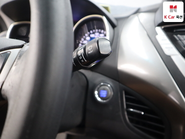 2012 - hyundai avante