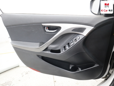 2012 - hyundai avante