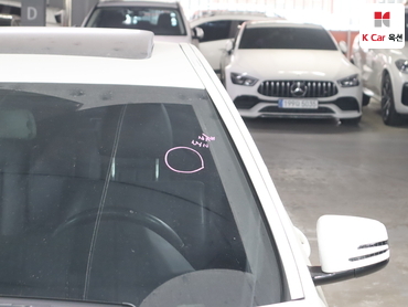2011 - mercedes-benz e300