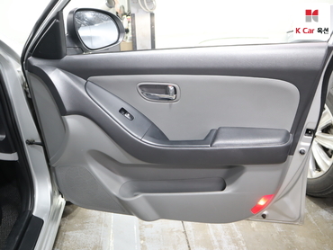 2010 - hyundai avante