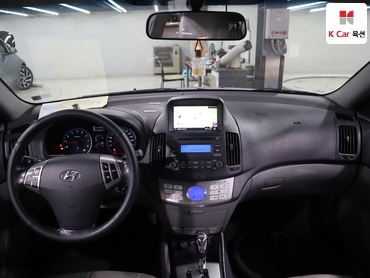 2010 - hyundai avante