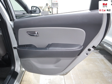 2010 - hyundai avante