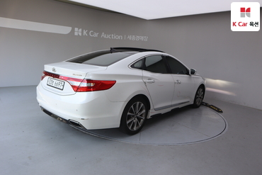 2016 - hyundai grandeur