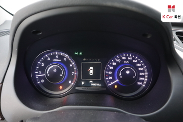 2016 - hyundai grandeur