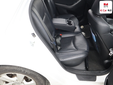 2012 - hyundai avante