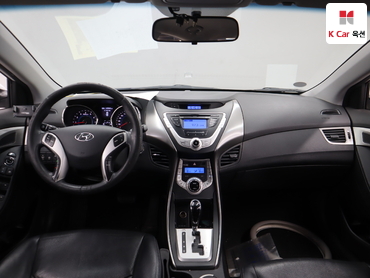 2012 - hyundai avante