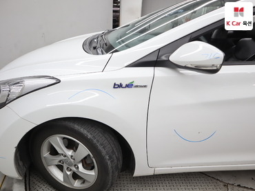 2012 - hyundai avante