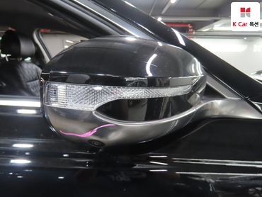 2022 - kia k9