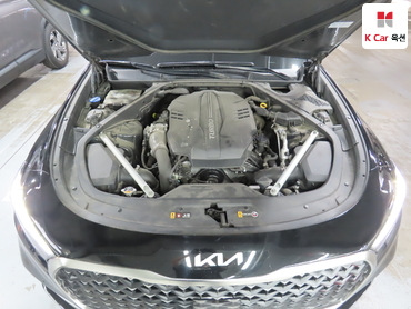 2022 - kia k9