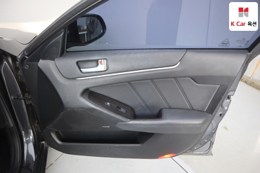 2012 - kia k7