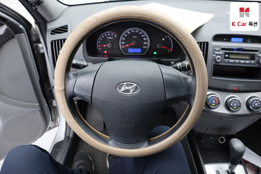 2010 - hyundai avante