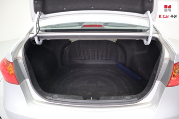 2010 - hyundai avante