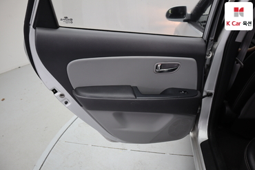 2010 - hyundai avante