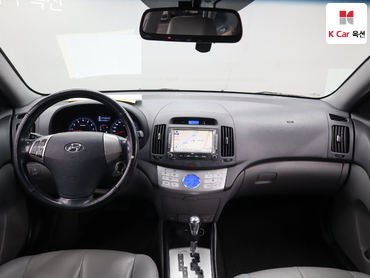 2010 - hyundai avante