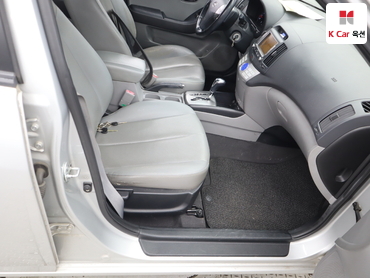 2010 - hyundai avante