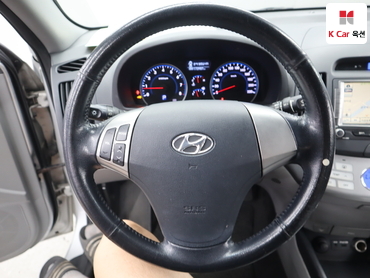2010 - hyundai avante