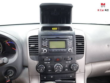 2011 - kia carnival