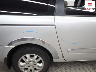 2011 - kia carnival