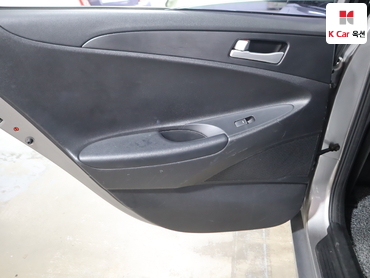 2013 - hyundai sonata