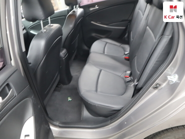 2018 - hyundai accent