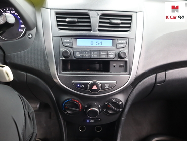 2018 - hyundai accent