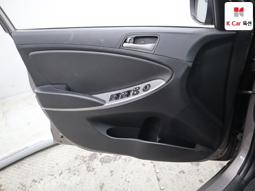 2018 - hyundai accent