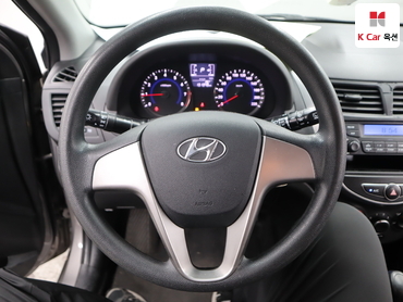 2018 - hyundai accent