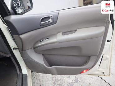 2011 - kia carnival