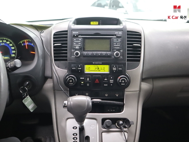 2011 - kia carnival