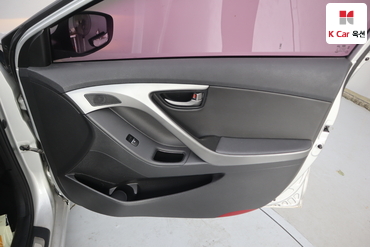 2015 - hyundai avante