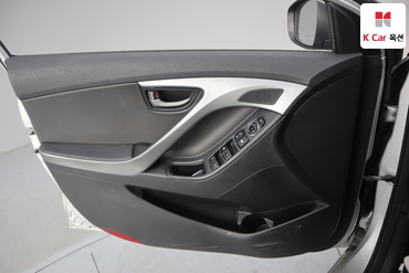 2015 - hyundai avante