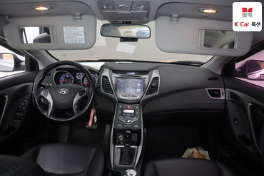 2015 - hyundai avante