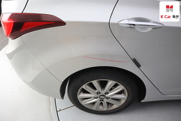 2015 - hyundai avante
