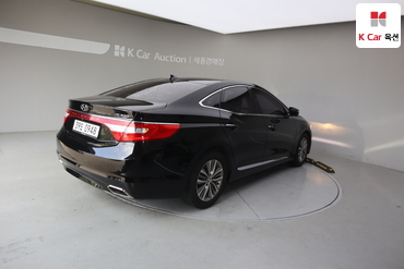 2016 - hyundai grandeur