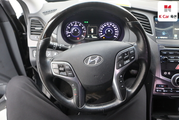 2016 - hyundai grandeur