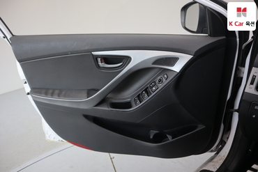 2016 - hyundai avante