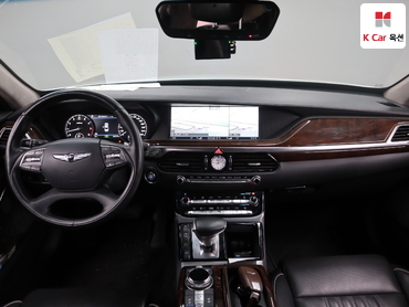 2018 - genesis eq900
