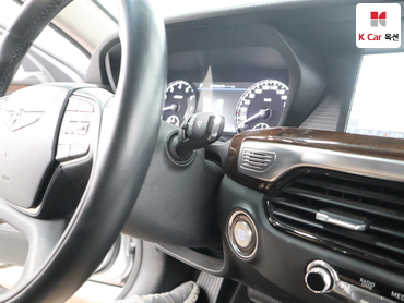 2018 - genesis eq900