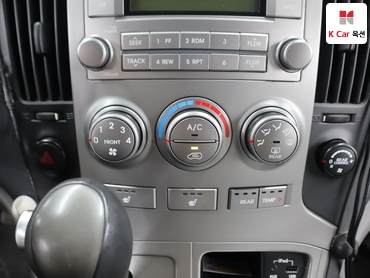 2014 - hyundai grand starex
