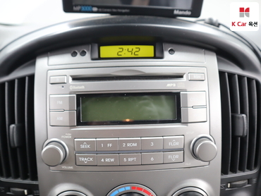 2014 - hyundai grand starex