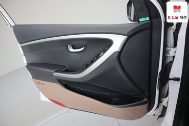 2013 - hyundai i30