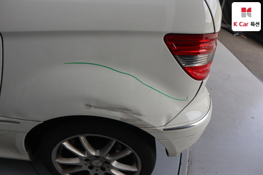 2011 - mercedes-benz b200