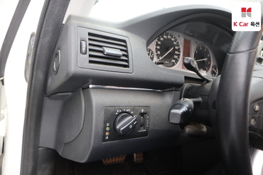2011 - mercedes-benz b200