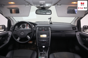 2011 - mercedes-benz b200
